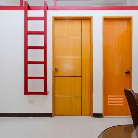 Zen Rooms Time Travellers Makati San Pedro Makati Exterior foto